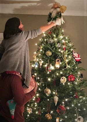 Onesto says you can enjoy the holidays on a budget and still indulge in delicious, beautiful and easy gluten-free recipes.