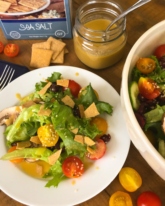 Onesto's recipe for a healthy, gluten-free, vegan and simple salad with a sesame dressing. Best served with Onesto's gluten-free Sea Salt crackers.